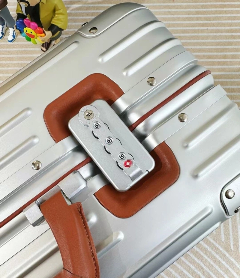 R1m0wa suitcase 4461-0416