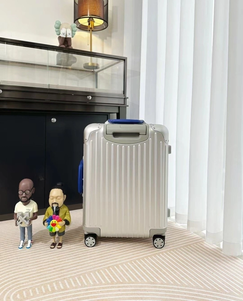 R1m0wa suitcase 4461-0417