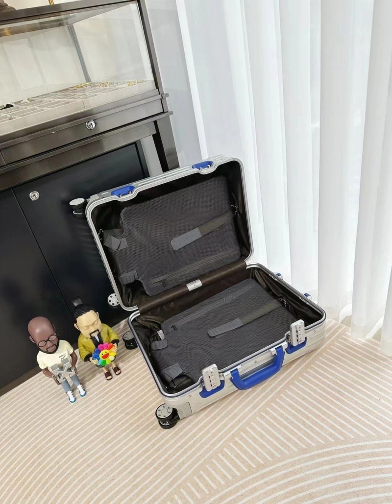R1m0wa suitcase 4461-0417