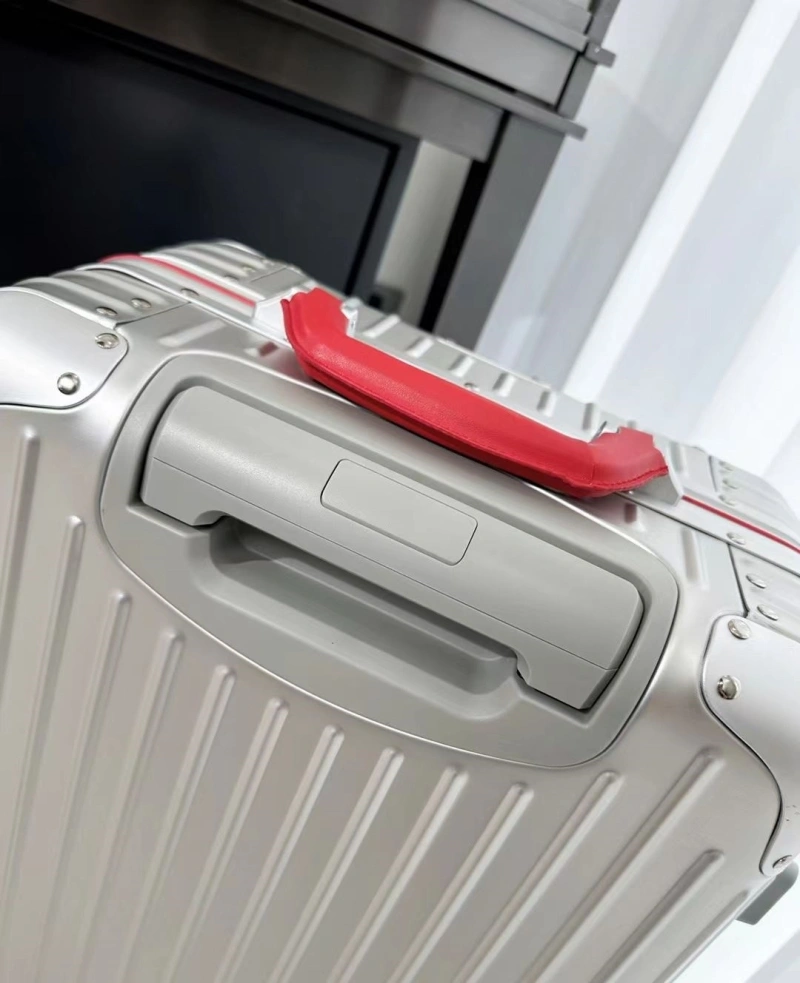 R1m0wa suitcase 4461-0418