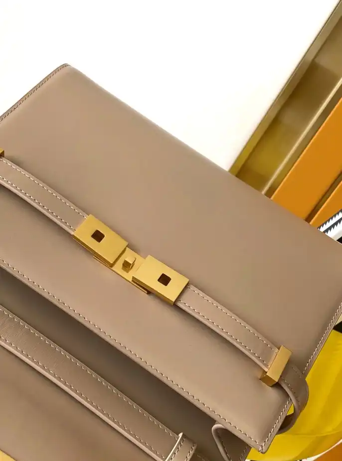 Gvc*1 satchel bags 4837a-0003