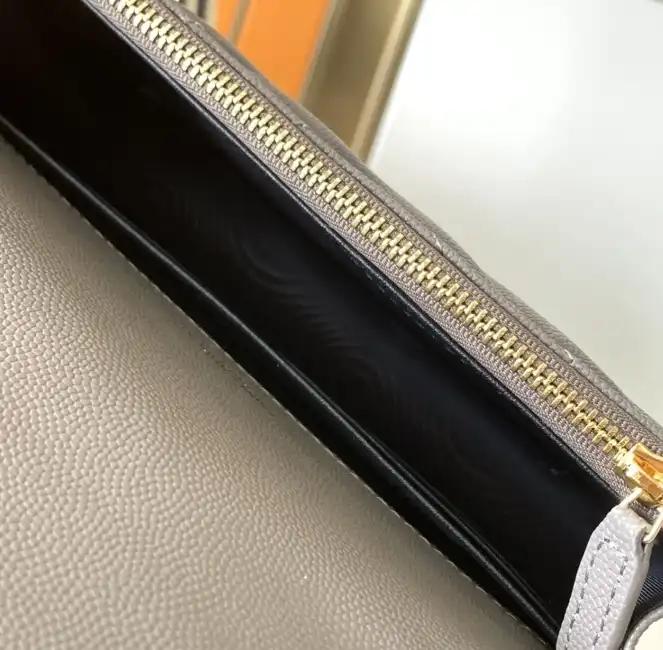 Gvc*1 satchel bags 4837a-0015