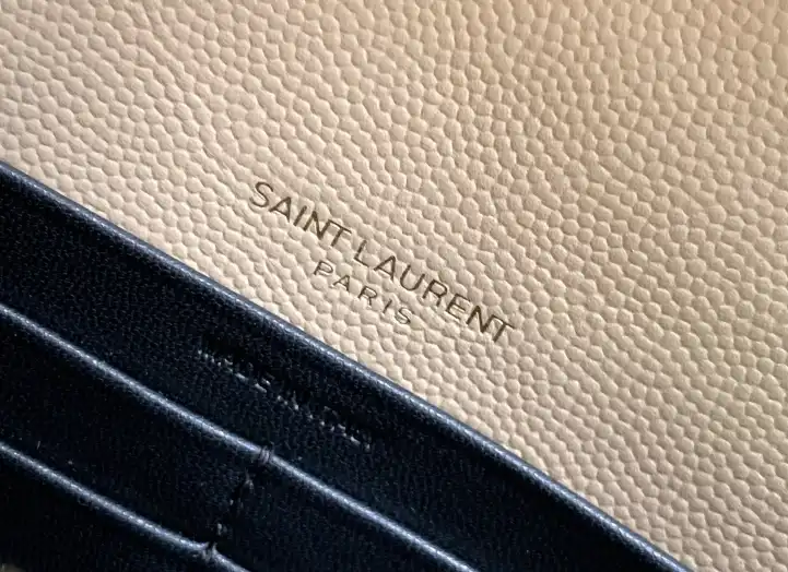 Gvc*1 satchel bags 4837a-0018