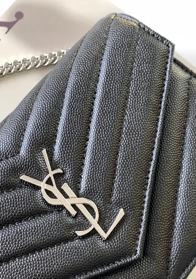 Gvc*1 satchel bags 4837a-0022