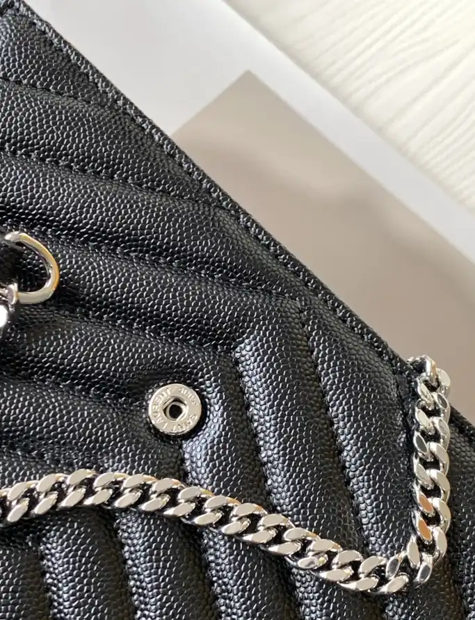 Gvc*1 satchel bags 4837a-0022