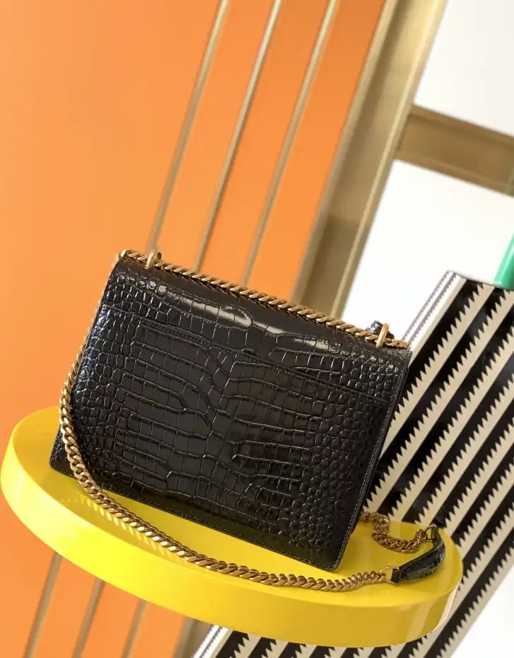 Gvc*1 satchel bags 4837a-0023