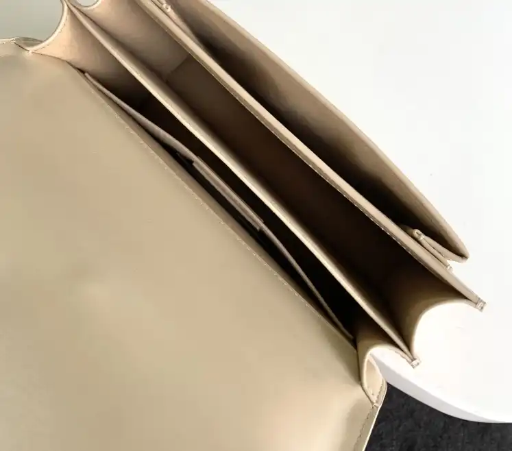 Gvc*1 satchel bags 4837a-0028