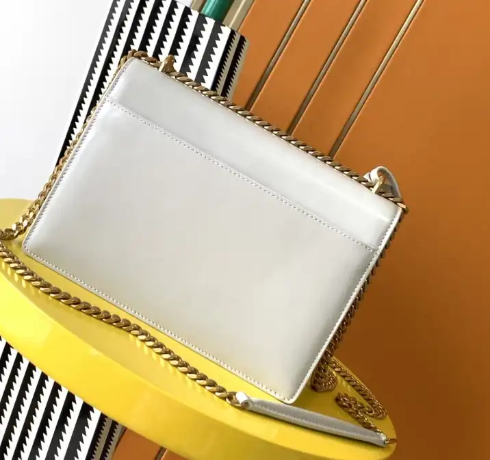 Gvc*1 satchel bags 4837a-0029