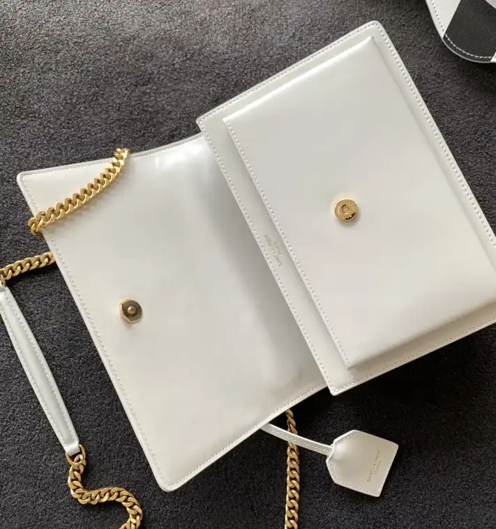 Gvc*1 satchel bags 4837a-0029
