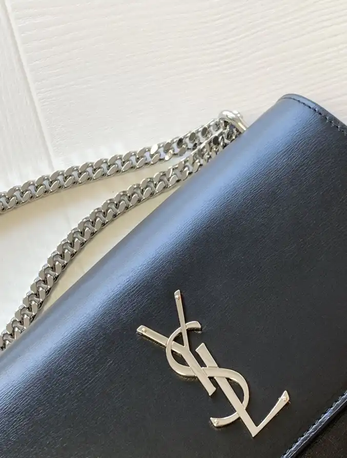 Gvc*1 satchel bags 4837a-0031