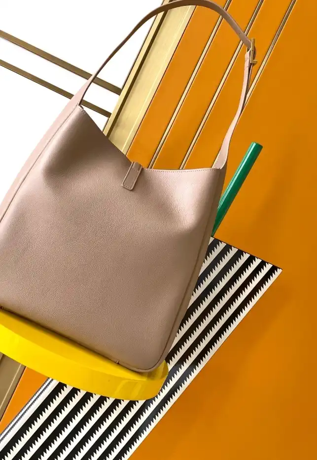Gvc*1 top handle bags 4837a-0033