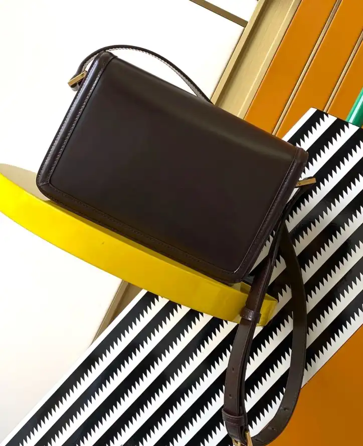 Gvc*1 satchel bags 4837a-0040