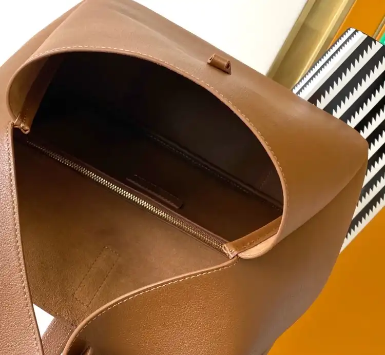 Gvc*1 top handle bags 4837a-0043