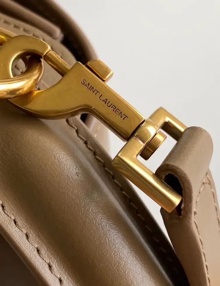Gvc*1 top handle bags 4837a-0058