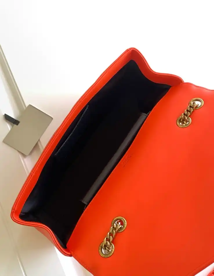Gvc*1 satchel bags 4837a-0069