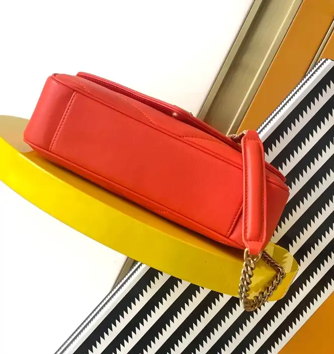 Gvc*1 satchel bags 4837a-0070