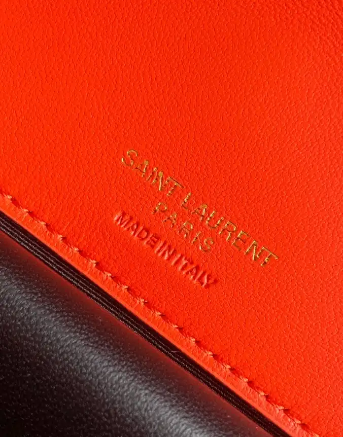 Gvc*1 satchel bags 4837a-0070
