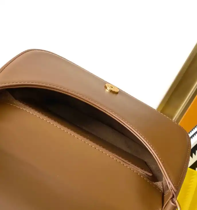 Gvc*1 top handle bags 4837a-0072