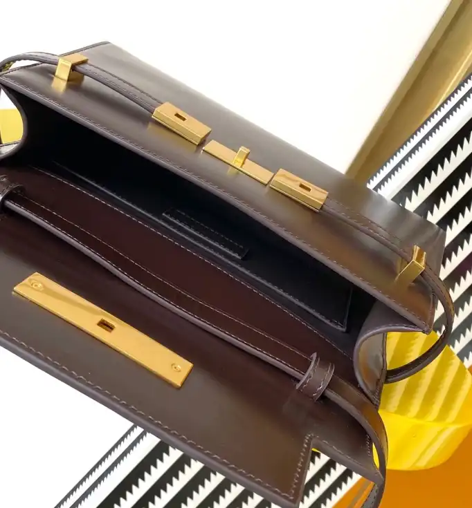 Gvc*1 satchel bags 4837a-0074