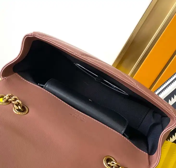 Gvc*1 satchel bags 4837a-0076