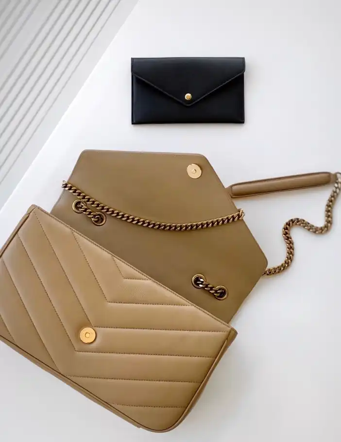 Gvc*1 satchel bags 4837a-0078