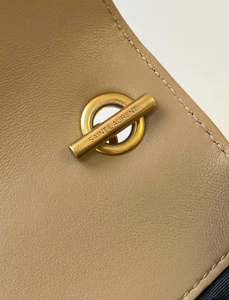 Gvc*1 satchel bags 4837a-0080