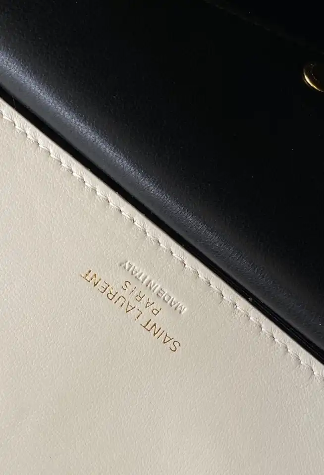 Gvc*1 satchel bags 4837a-0081