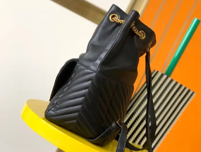 Gvc*1 backpacks 4837a-0091